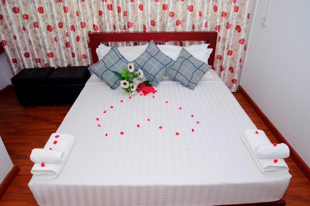 יאנגון Agga Youth Hotel חדר תמונה